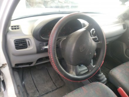 Vehiculo en el desguace: NISSAN MICRA (K11) 1.3 16V CAT