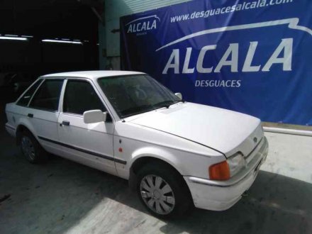 Vehiculo en el desguace: FORD ESCORT BERLINA/TURNIER CL Berlina