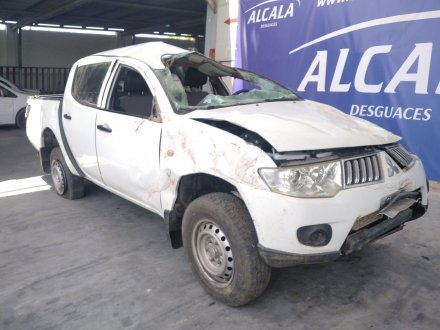 Vehiculo en el desguace: MITSUBISHI L 200 (KA0/KB0) Cabina doble Invite 4x4