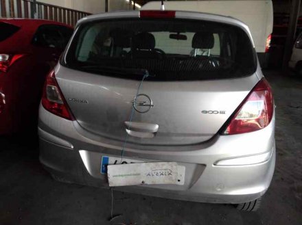 Vehiculo en el desguace: OPEL CORSA D Cosmo