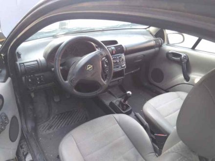 Vehiculo en el desguace: OPEL TIGRA 1.4 16V