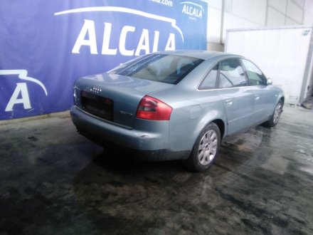 Vehiculo en el desguace: AUDI A6 Berlina (4B2) 2.5 TDI