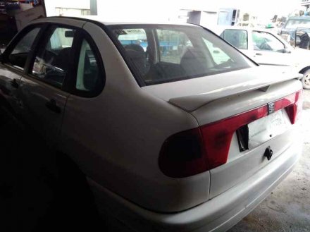 Vehiculo en el desguace: SEAT CORDOBA BERLINA (6K2) CLX