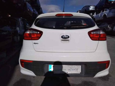 Vehiculo en el desguace: KIA RIO Emotion