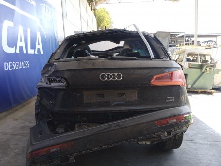 Vehiculo en el desguace: AUDI Q5 (FYB) Advanced quattro