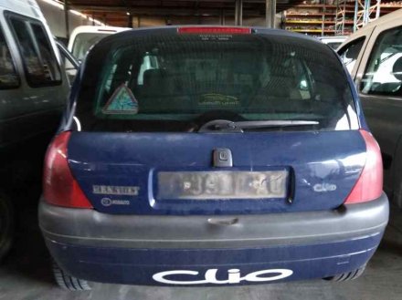 Vehiculo en el desguace: RENAULT CLIO II FASE I (B/CBO) 1.9 D