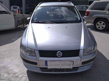 Vehiculo en el desguace: FIAT STILO (192) 1.9 120 Dynamic Multijet