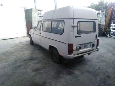 Vehiculo en el desguace: RENAULT R4 R4 F6 *