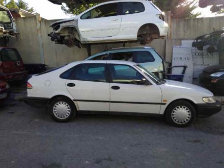 Vehiculo en el desguace: SAAB 900 BERLINA 2.0