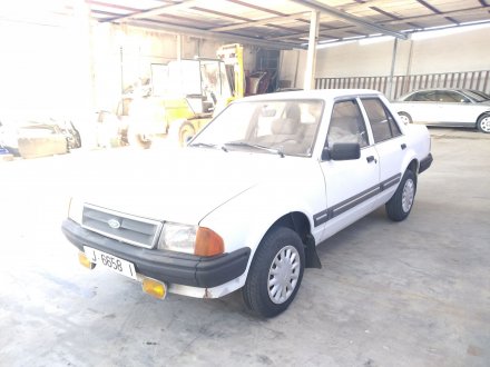 Vehiculo en el desguace: FORD ORION GL