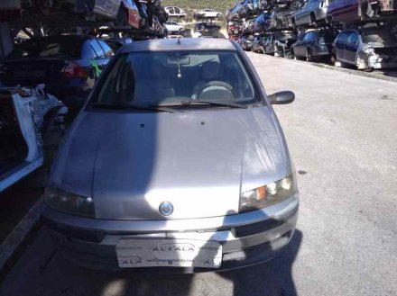 Vehiculo en el desguace: FIAT PUNTO BERLINA (188) 1.2 8V Active