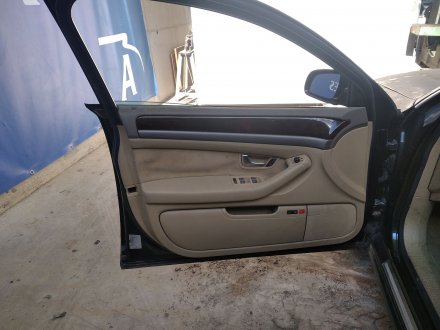 Vehiculo en el desguace: AUDI A8 (4E2) 4.0 TDI Quattro