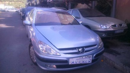 Vehiculo en el desguace: PEUGEOT 607 (S1) Básico