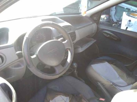 Vehiculo en el desguace: FIAT PUNTO BERLINA (188) 1.2 8V Active