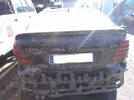 Vehiculo en el desguace: MERCEDES-BENZ CLASE C (W203) SPORTCOUPE C 220 CDI (203.706)