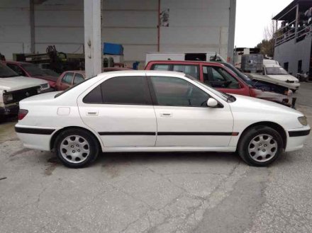 Vehiculo en el desguace: PEUGEOT 406 BERLINA (S1/S2) STDT