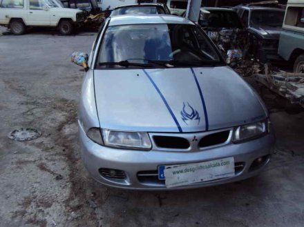 Vehiculo en el desguace: MITSUBISHI CARISMA BERLINA 4 (DA0) 1900 GL