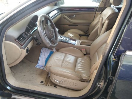 Vehiculo en el desguace: AUDI A8 (4E2) 4.0 TDI Quattro