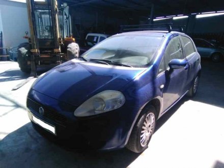 Vehiculo en el desguace: FIAT GRANDE PUNTO (199) 1.3 16V Multijet Active (55kW)