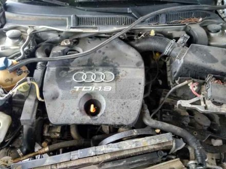 Vehiculo en el desguace: AUDI A3 (8L) 1.9 TDI Ambiente