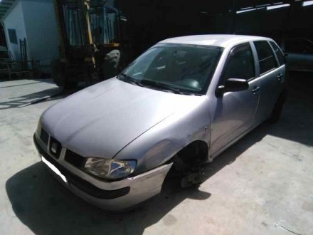 Vehiculo en el desguace: SEAT IBIZA (6K1) Stella