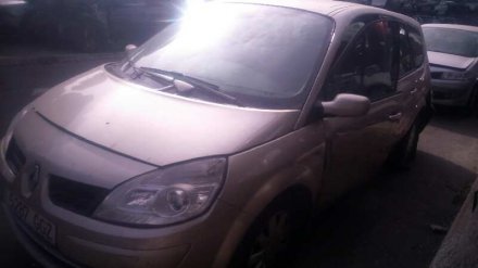 Vehiculo en el desguace: RENAULT SCENIC II i- Music