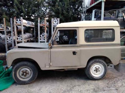 Vehiculo en el desguace: LAND ROVER SANTANA 88