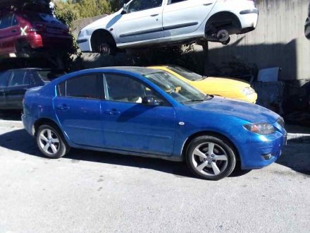 Vehiculo en el desguace: MAZDA 3 BERLINA (BK) 1.6 CRDT Active