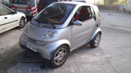 Vehiculo en el desguace: SMART COUPE Creamstyle