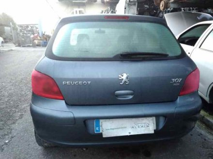 Vehiculo en el desguace: PEUGEOT 307 BERLINA (S2) XS