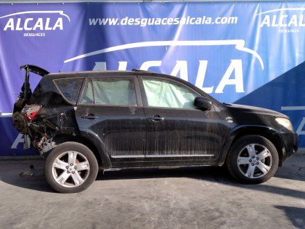 Vehiculo en el desguace: TOYOTA RAV 4 (A3) XR