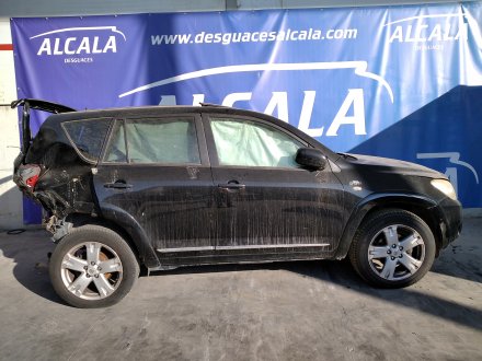 Vehiculo en el desguace: TOYOTA RAV 4 (A3) XR