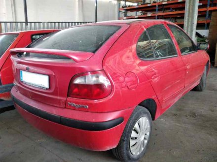 Vehiculo en el desguace: RENAULT MEGANE I FASE 2 BERLINA (BA0) 1.4 16V Expression