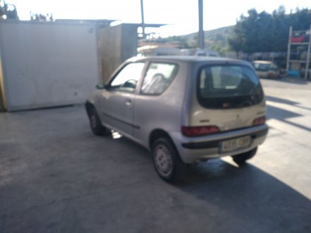 Vehiculo en el desguace: FIAT SEICENTO (187) 1.1