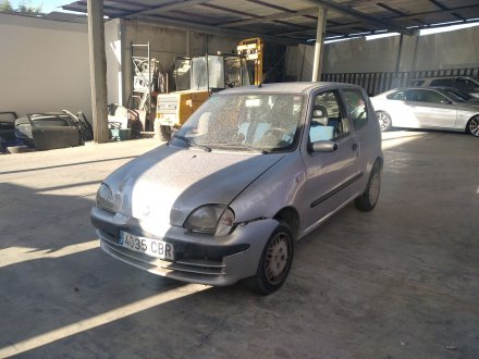 Vehiculo en el desguace: FIAT SEICENTO (187) 1.1