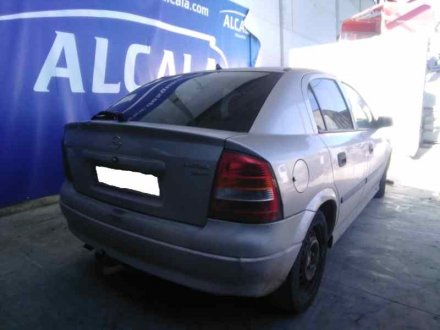 Vehiculo en el desguace: OPEL ASTRA G BERLINA Club