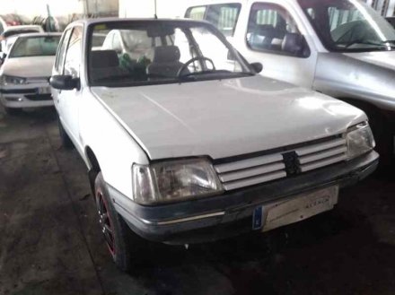 Vehiculo en el desguace: PEUGEOT 205 BERLINA 1.8 D Generation