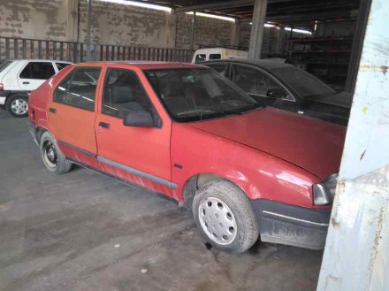 Vehiculo en el desguace: RENAULT 19 GTS