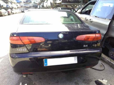 Vehiculo en el desguace: ALFA ROMEO 166 2.4 JTD