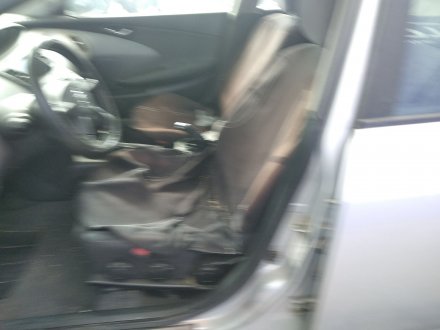 Vehiculo en el desguace: NISSAN PRIMERA BERLINA (P12) 2.2 16V Turbodiesel CAT
