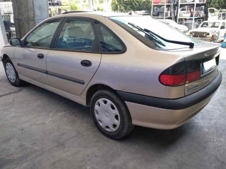 Vehiculo en el desguace: RENAULT LAGUNA (B56) 2.2 dT RT