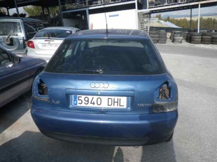 Vehiculo en el desguace: AUDI A3 (8L) 1.9 TDI Ambition