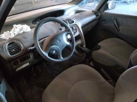 Vehiculo en el desguace: CITROËN XSARA PICASSO 2.0 HDi Exclusive