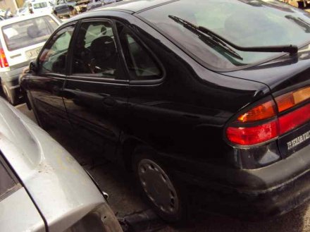 Vehiculo en el desguace: RENAULT LAGUNA (B56) 1.9 dTi RT