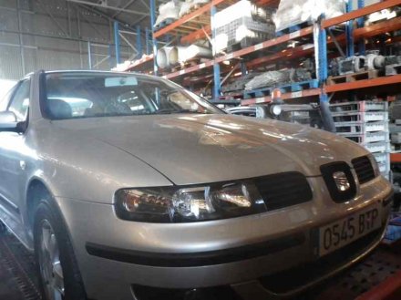 Vehiculo en el desguace: SEAT LEON (1M1) Signo