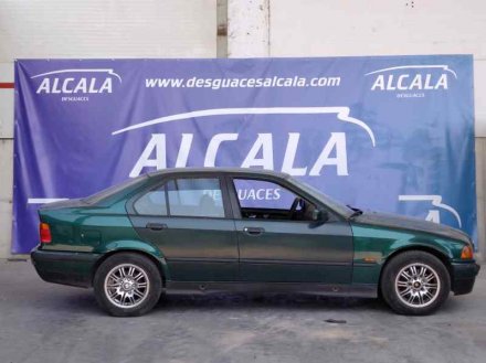 Vehiculo en el desguace: BMW SERIE 3 BERLINA (E36) 318tds