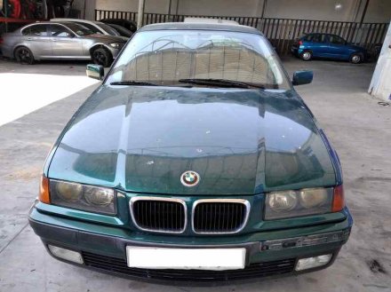 Vehiculo en el desguace: BMW SERIE 3 BERLINA (E36) 318tds