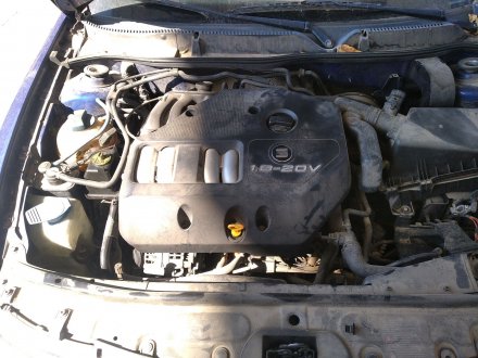 Vehiculo en el desguace: SEAT TOLEDO (1M2) 1.8 20V