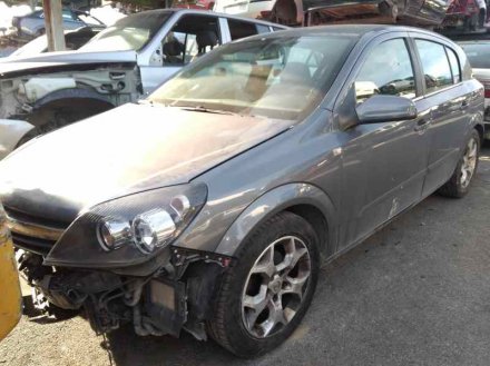 Vehiculo en el desguace: OPEL ASTRA H BERLINA Cosmo