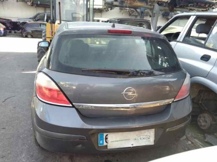 Vehiculo en el desguace: OPEL ASTRA H BERLINA Cosmo